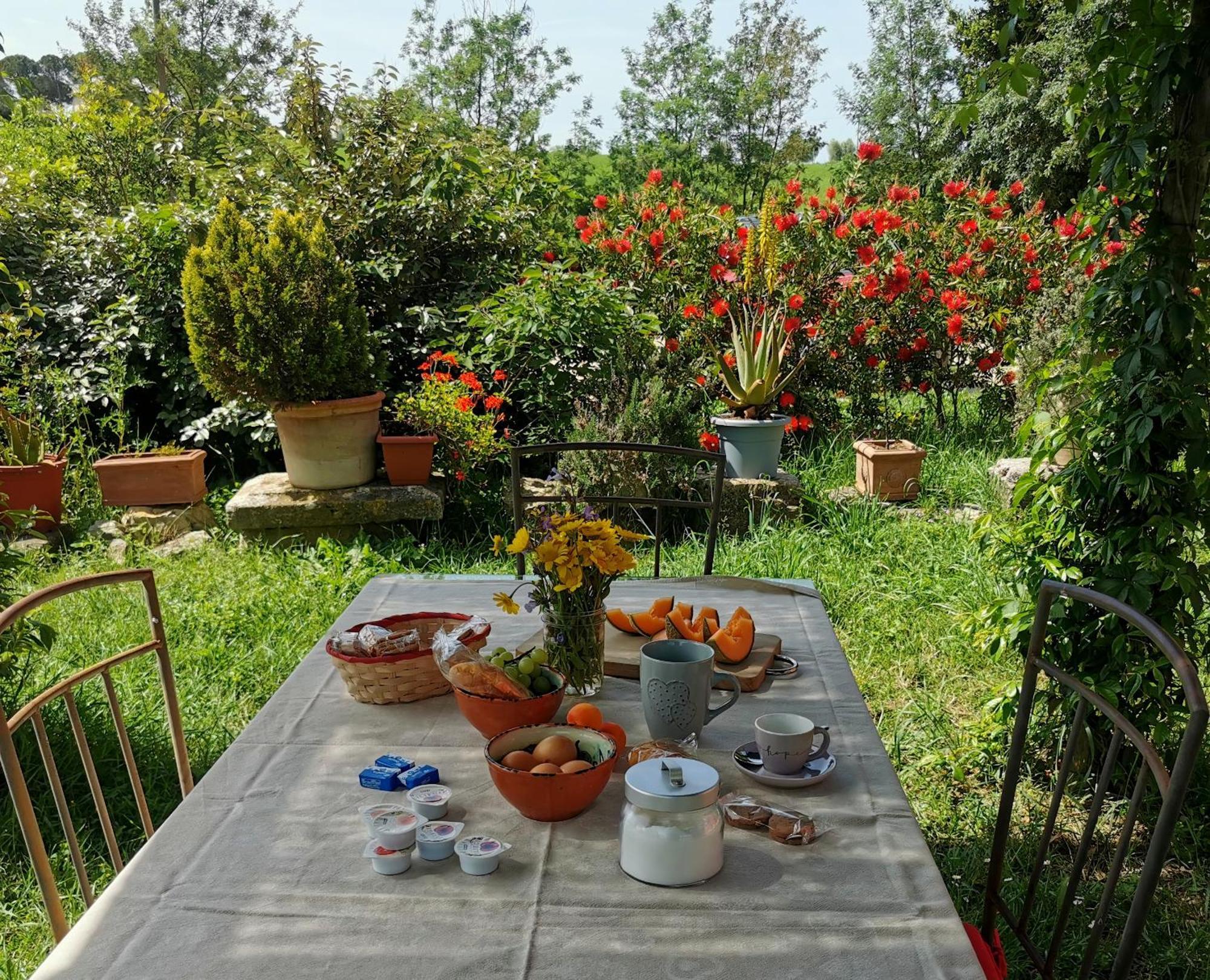 Poggio La Luna - La Casa Nel Vigneto Montemerano Buitenkant foto